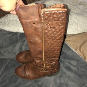 Great condition brown boots